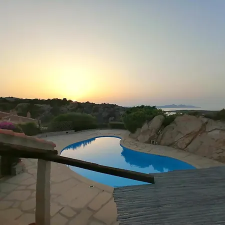 Apartamento Alba Ruja 2 *