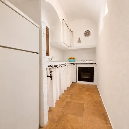 Alba Ruja 2 With Pool Close To Amenities