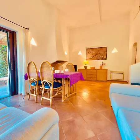 Apartment Alba Ruja 2 *